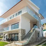 Апартаменты Casa Em Кашкайш