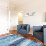 Casa Em *