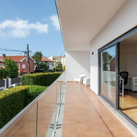 Casa Em *